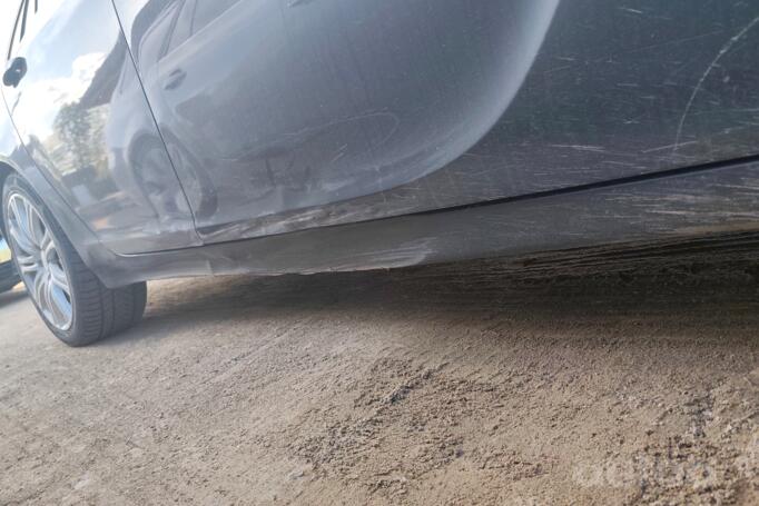 Opel Insignia A Sports Tourer wagon 5-doors