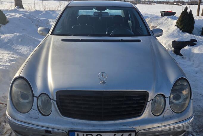 Mercedes-Benz E-Class W211 Sedan