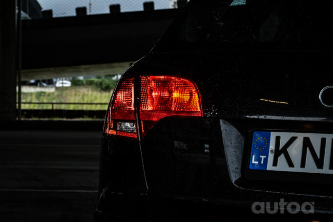 Audi A4 B7 Avant wagon 5-doors