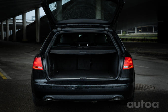 Audi A4 B7 Avant wagon 5-doors