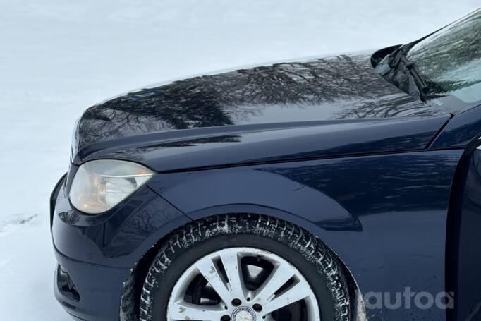 Mercedes-Benz C-Class W204/S204 Sedan