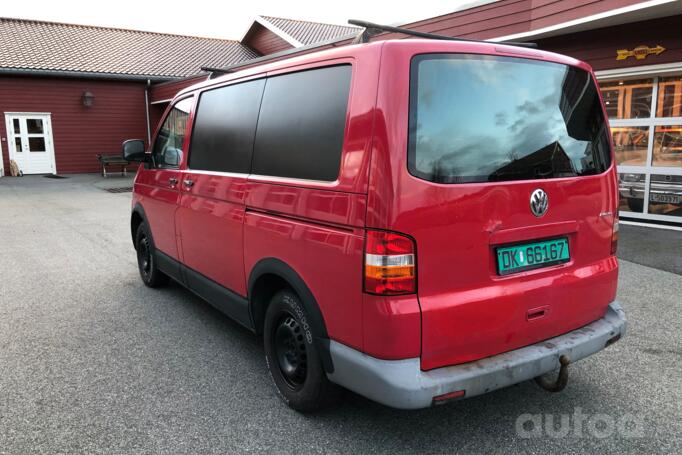 Volkswagen Transporter T5 Minivan 4-doors