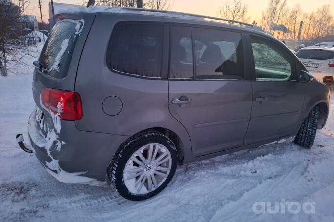 Volkswagen Touran 1 generation [2th restyling] Cross minivan 5-doors