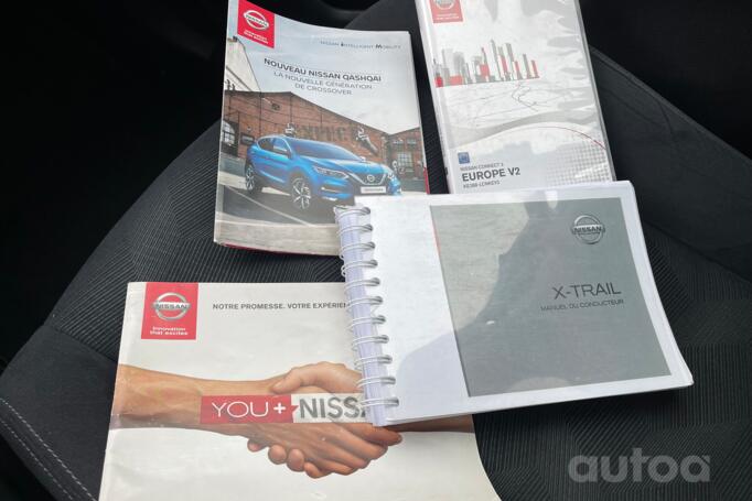 Nissan X-Trail T32 Crossover