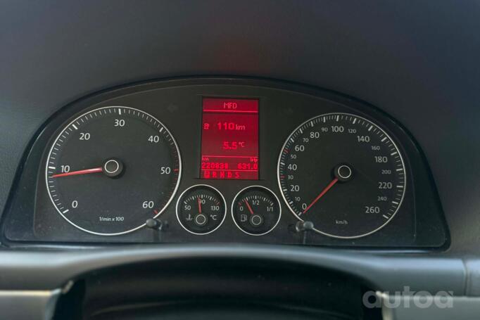 Volkswagen Touran 1 generation [restyling] Minivan 5-doors