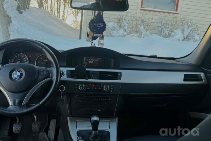 BMW 3 Series E90/E91/E92/E93 [restyling] Sedan