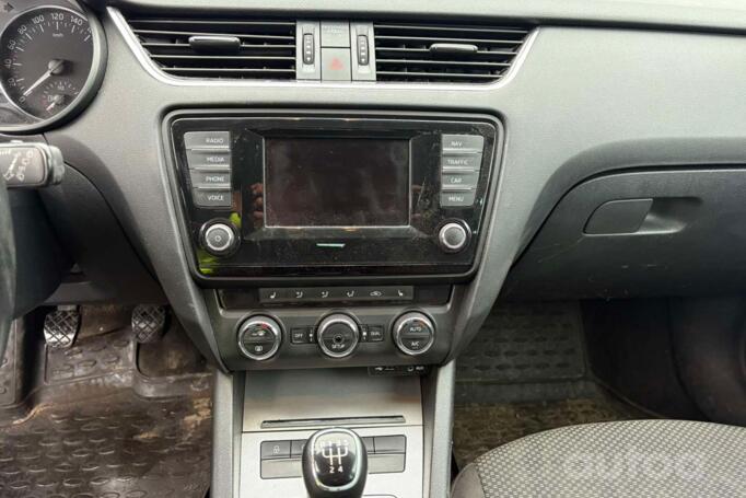 Skoda Octavia 3 generation Combi wagon 5-doors