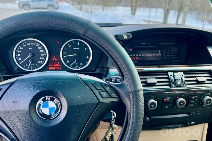 BMW 5 Series E60/E61 Touring wagon