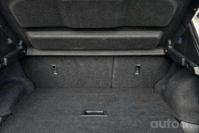 Nissan Qashqai 2 generation Crossover