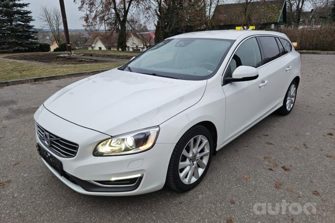 Volvo V60 1 generation [restyling] wagon 5-doors
