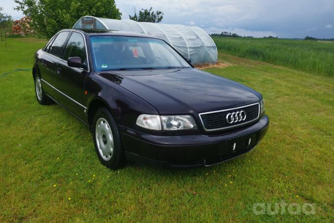 Audi A8 D2/4D Sedan 4-doors