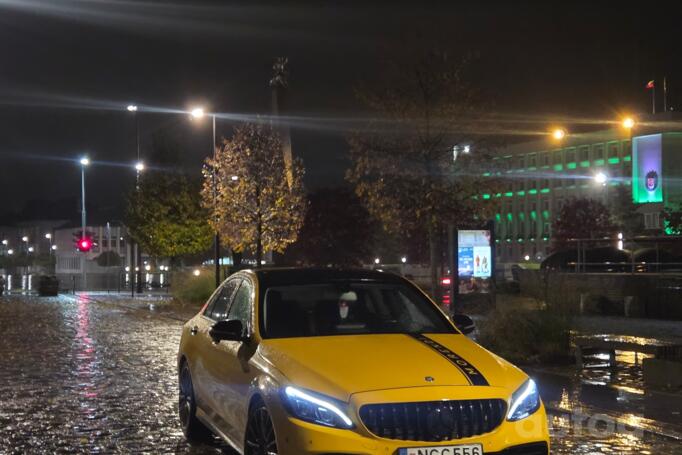 Mercedes-Benz C-Class W205/S205/C205 Sedan