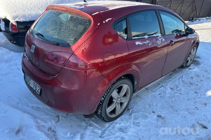 SEAT Leon 2 generation Hatchback 5-doors