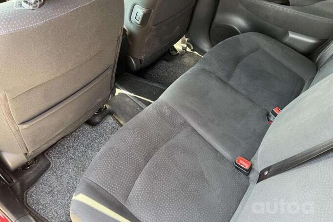 Nissan Leaf 1 generation Hatchback