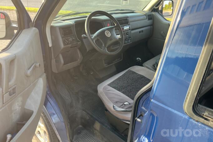 Volkswagen Transporter T4 Minivan 4-doors