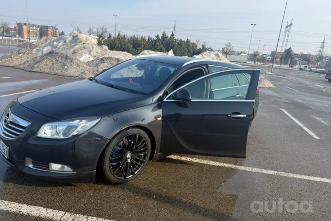 Opel Insignia A [restyling] Sports Tourer wagon 5-doors