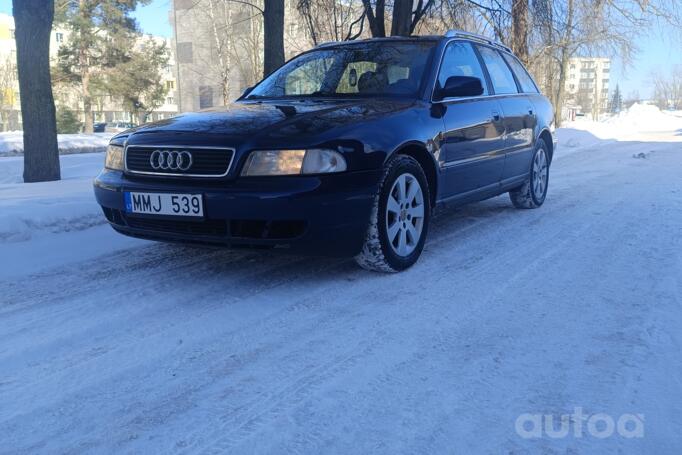 Audi A4 B5 Avant wagon 5-doors