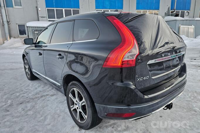Volvo XC60 1 generation [restyling] Crossover