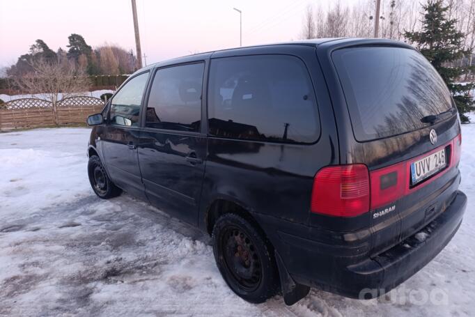 Volkswagen Sharan 1 generation [restyling] Minivan