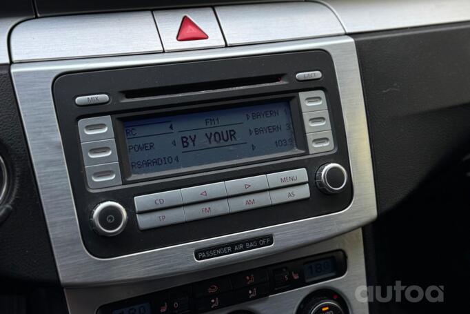 Volkswagen Passat B6 wagon 5-doors