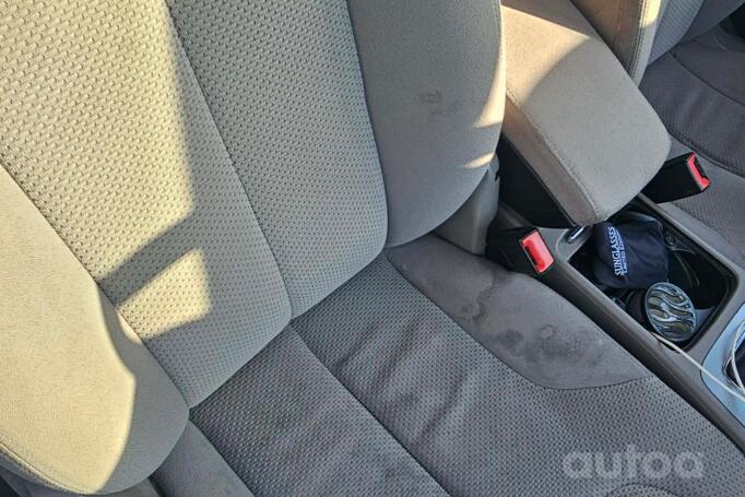 Volkswagen Passat B6 wagon 5-doors