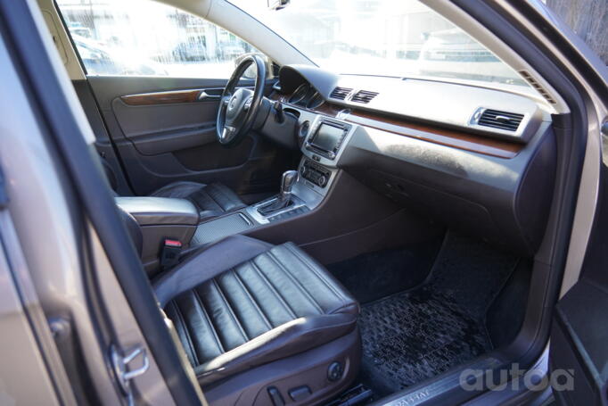 Volkswagen Passat B7 Variant wagon 5-doors
