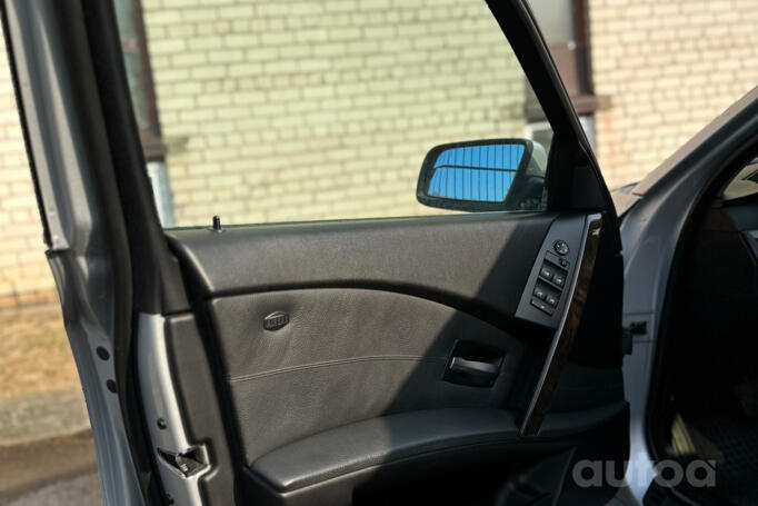 BMW 5 Series E60/E61 Touring wagon