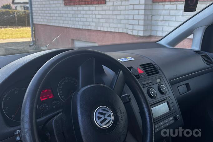 Volkswagen Touran 1 generation Minivan
