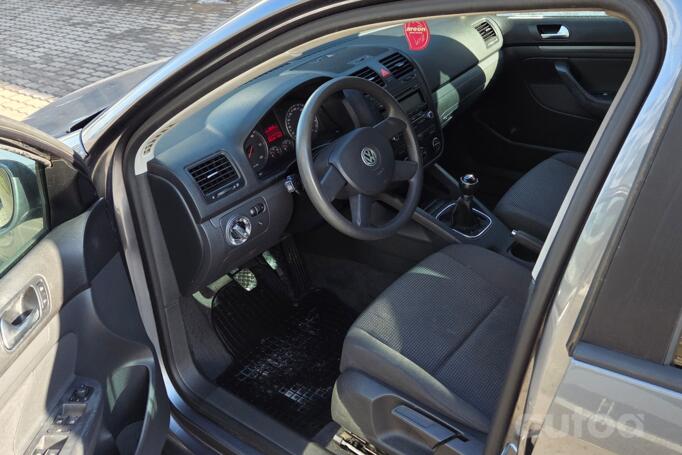 Volkswagen Jetta 5 generation Sedan 4-doors