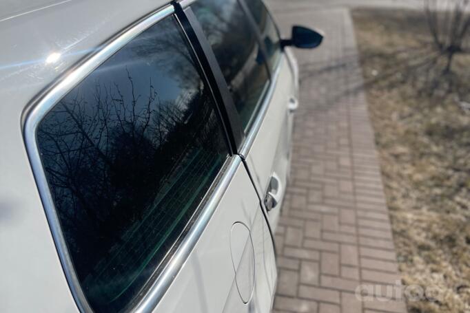 Volkswagen Passat B7 Variant wagon 5-doors