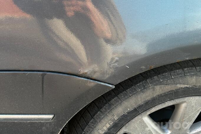 Volkswagen Passat B6 wagon 5-doors