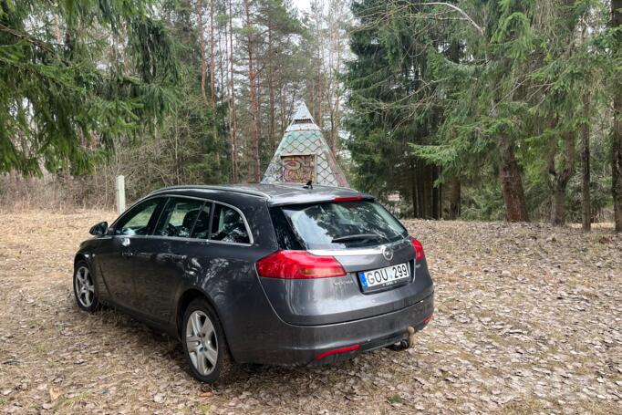 Opel Insignia A Sports Tourer wagon 5-doors