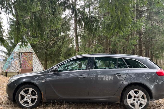 Opel Insignia A Sports Tourer wagon 5-doors