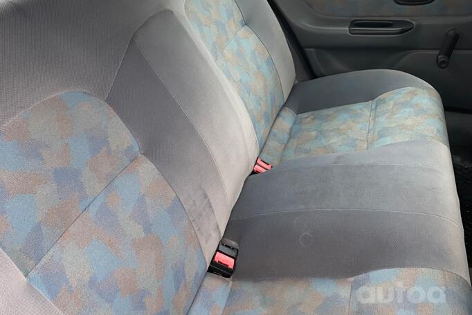 Renault Laguna 1 generation Liftback