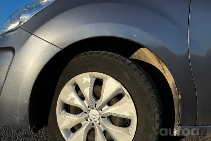 Citroen C3 2 generation Hatchback