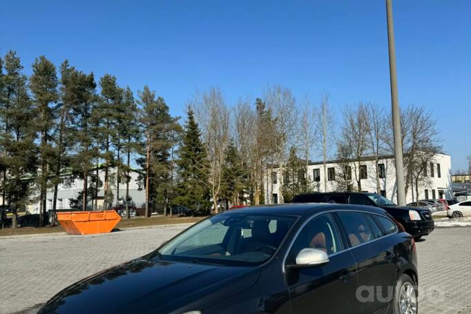 Volvo V60 1 generation wagon