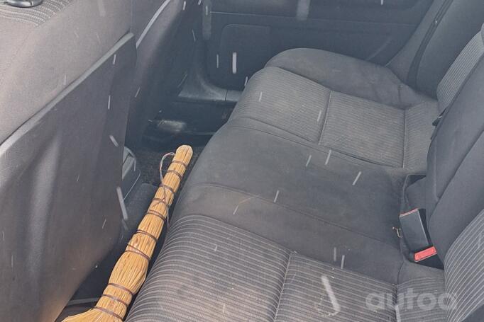 Audi A4 B7 Avant wagon 5-doors