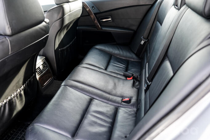 BMW 5 Series E60/E61 Touring wagon