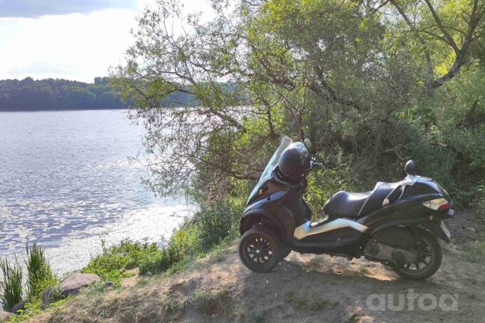 Piaggio MP3