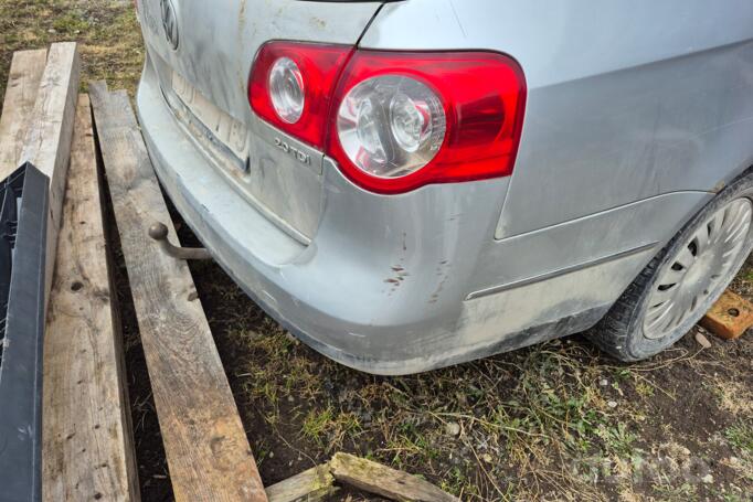 Volkswagen Passat B6 wagon 5-doors