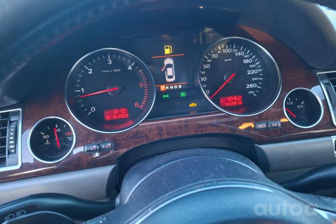 Audi A8 D3/4E Sedan
