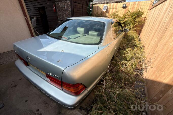 Lexus LS 2 generation Sedan