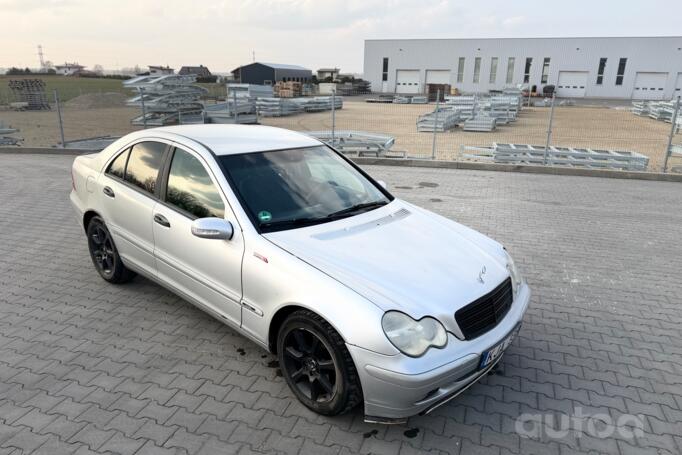 Mercedes-Benz C-Class W203/S203/CL203 Sedan 4-doors