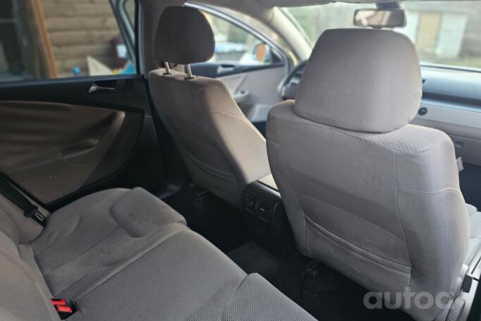 Volkswagen Passat B6 wagon 5-doors