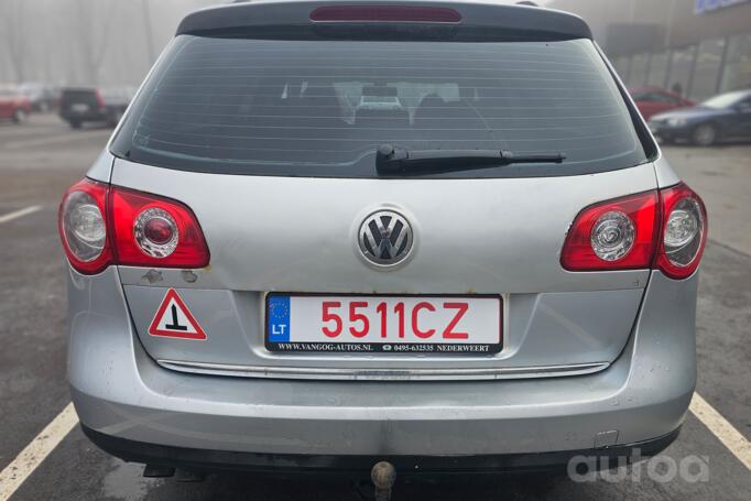Volkswagen Passat B6 wagon 5-doors