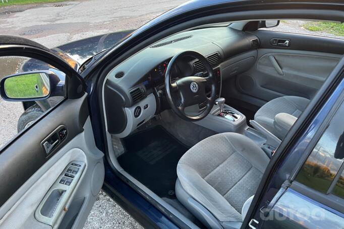 Volkswagen Passat B5 Sedan 4-doors