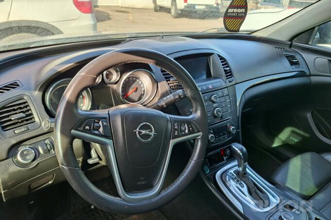Opel Insignia A Sports Tourer wagon 5-doors