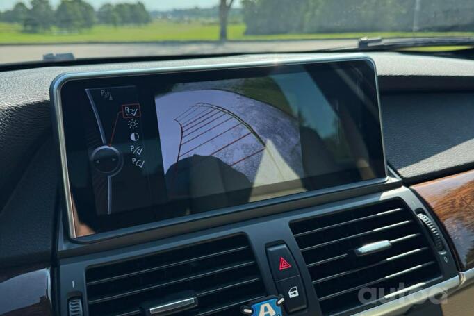 BMW X5 E70 Crossover