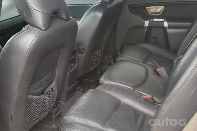 Volvo XC90 1 generation Crossover