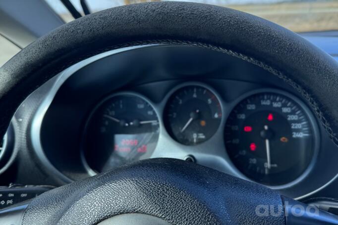 SEAT Leon 2 generation Hatchback 5-doors